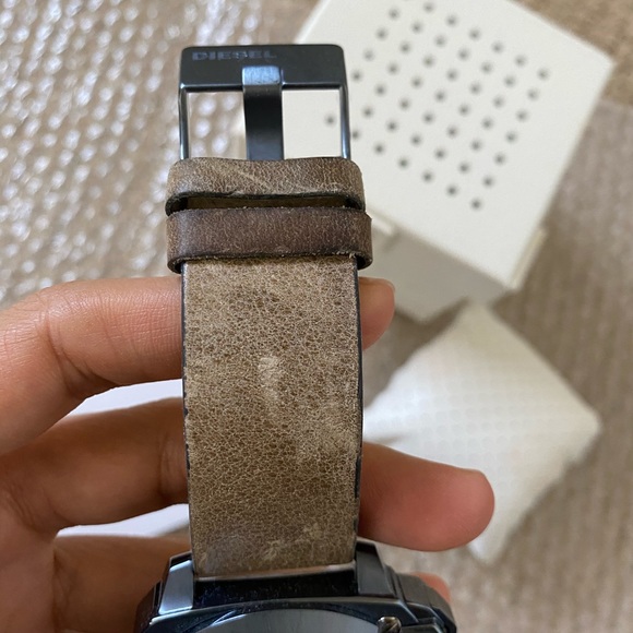 ❌Sold❌DIESEL BAMF Chronograph Taupe Dial DZ7342 - Picture 3 of 8